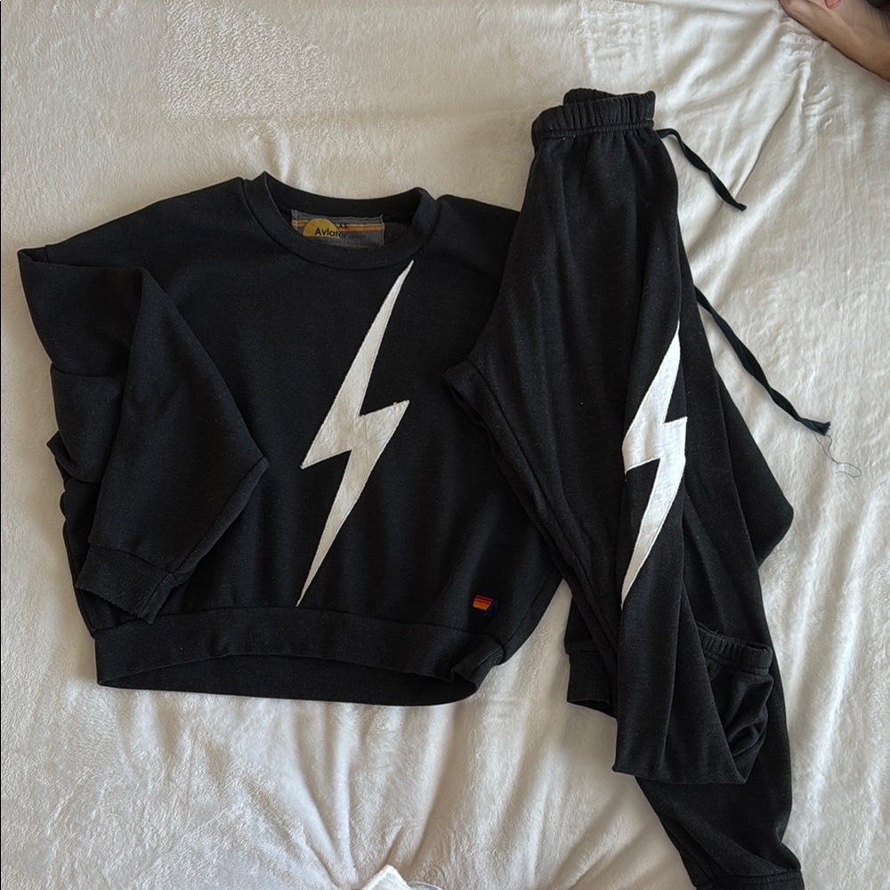 Aviator nation, bolt crew sweatshirt and sweatpants set
